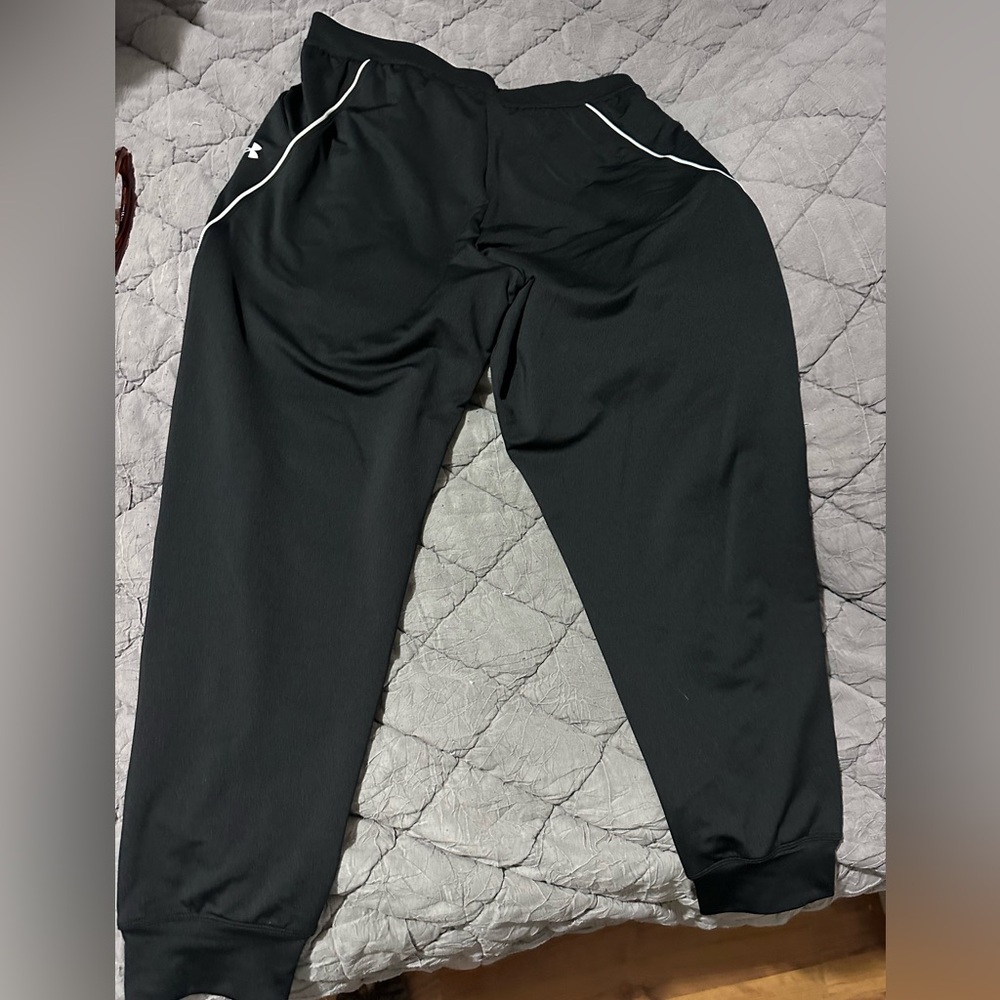 UA joggers